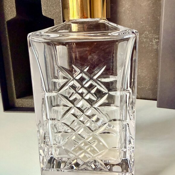 Waterford Lismore Revolution Crystal Square Decanter 25.3oz with Original Box - Picture 8 of 16